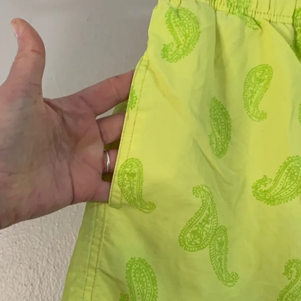 Zara Bright Yellow Paisley Swim Shorts Mens size medium